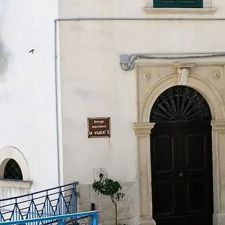 Monolocale In Vicolo Storico 